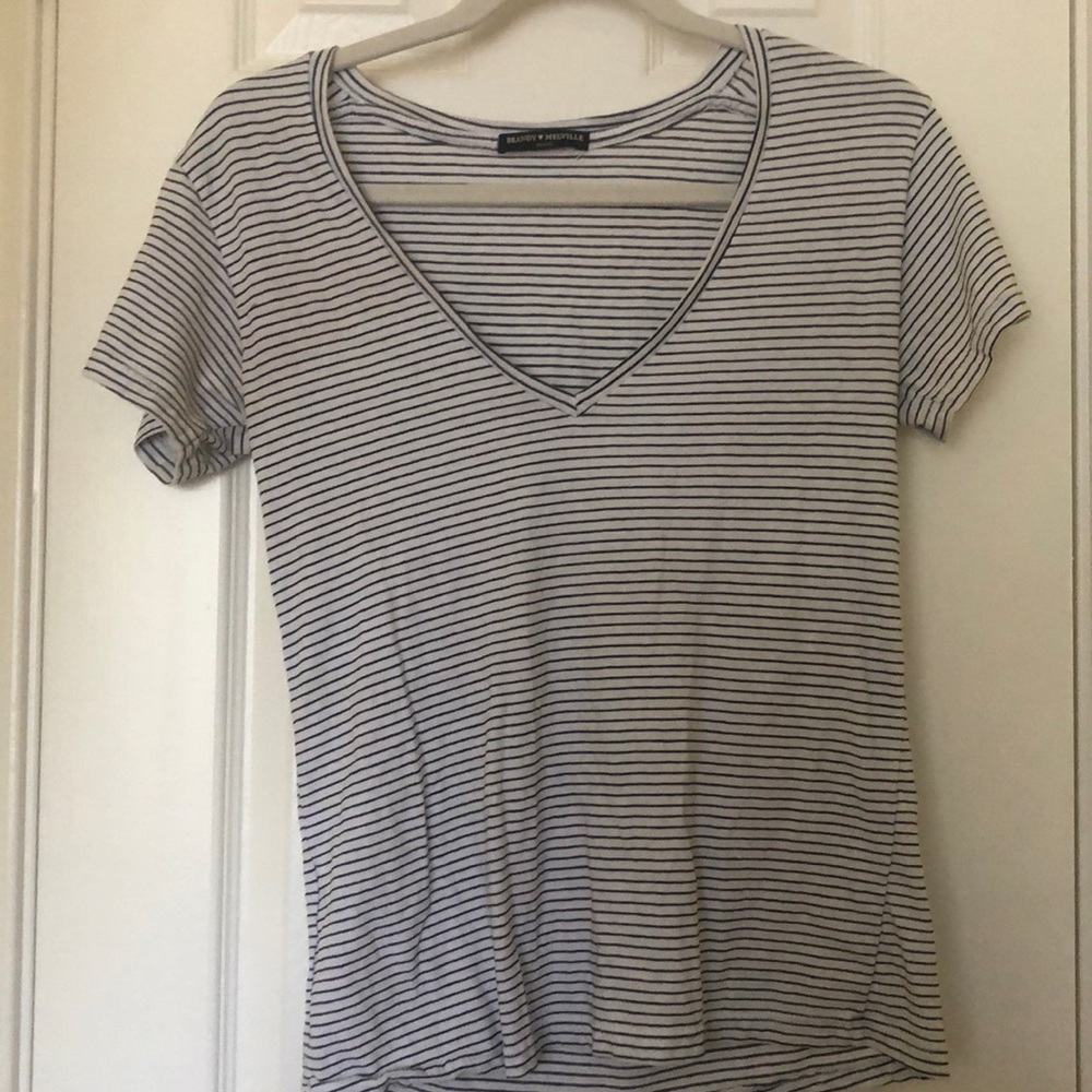 Brandy Melville Vneck